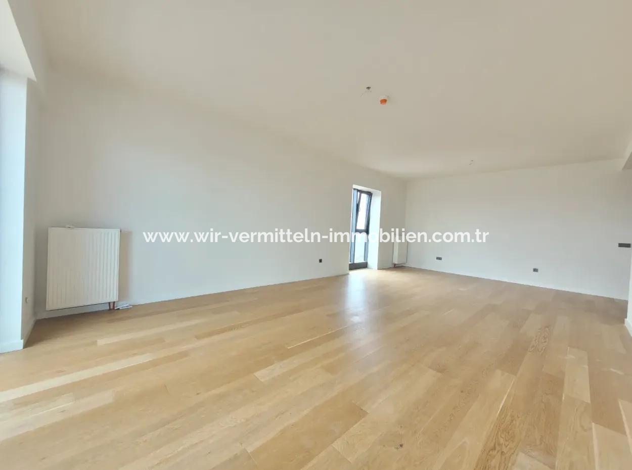 4+1 Mieterlose Wohnung Im 20. Stock Zum Verkauf Im Loft-Komplex Beytepe İncek Bulvar