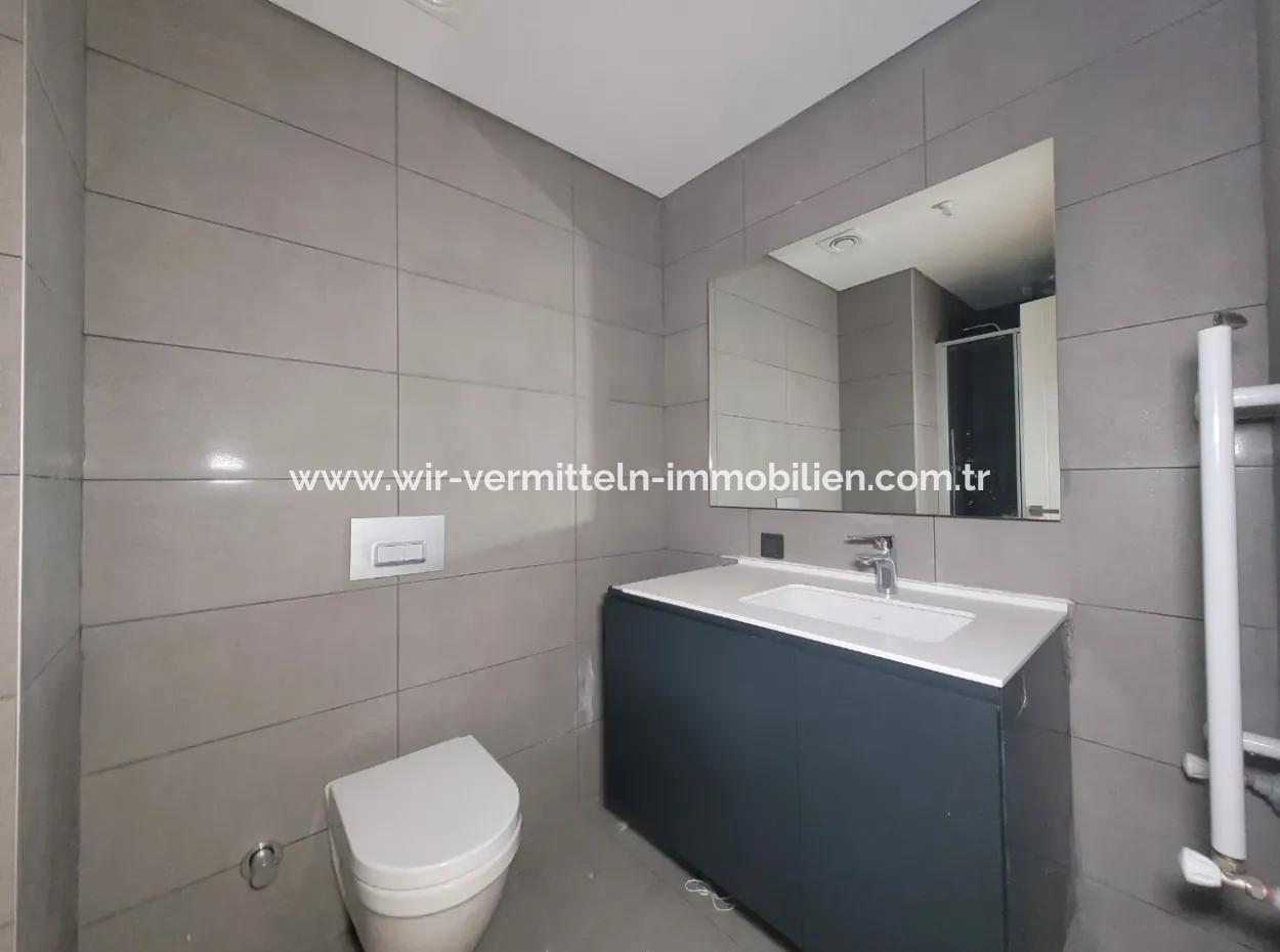 4+1 Mieterlose Wohnung Im 20. Stock Zum Verkauf Im Loft-Komplex Beytepe İncek Bulvar