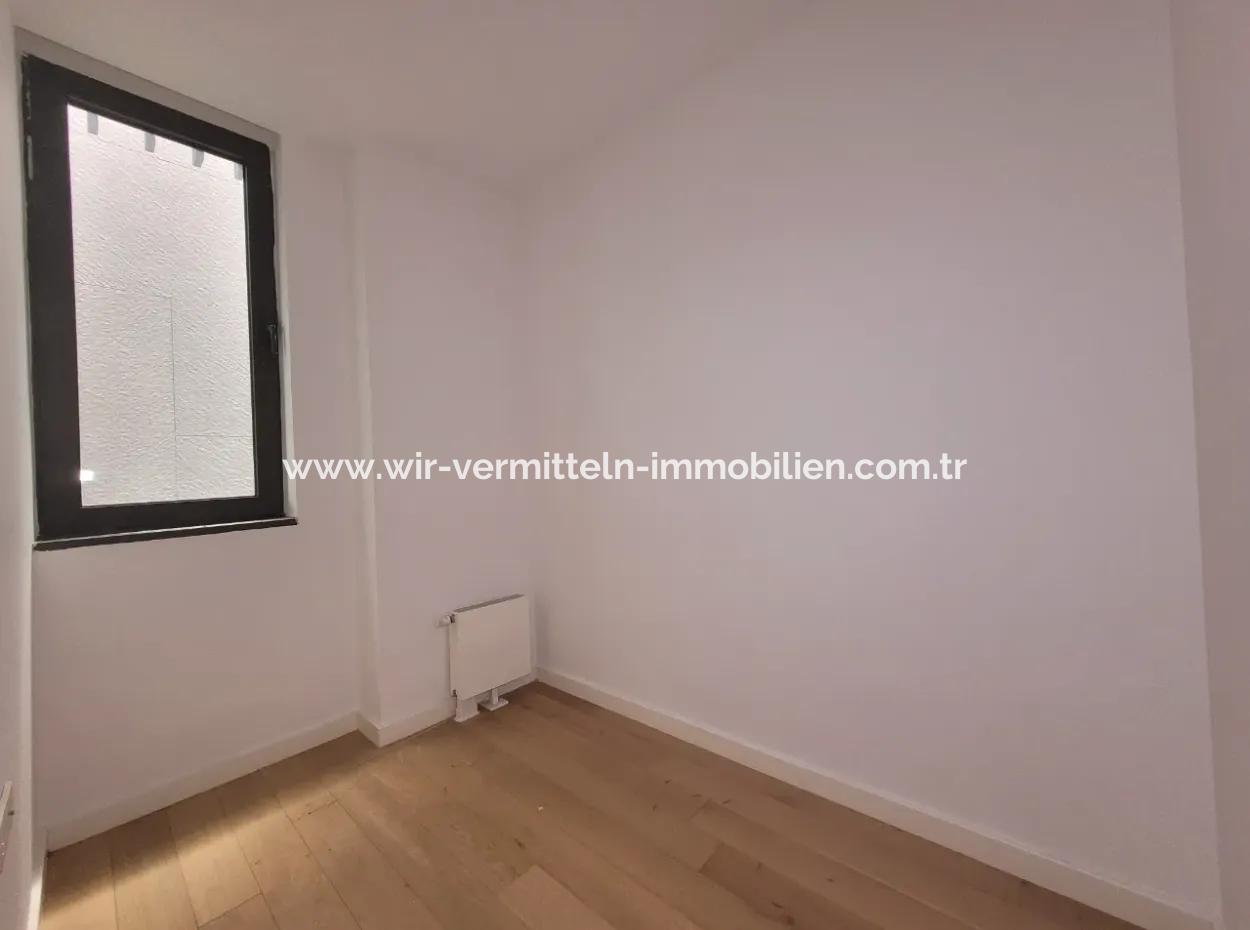 5,5+1  Maisonette-Wohnung Im 5. Stock Mit Blick Auf Die Landschaft Zum Verkauf Im İncek Loft-Komplex