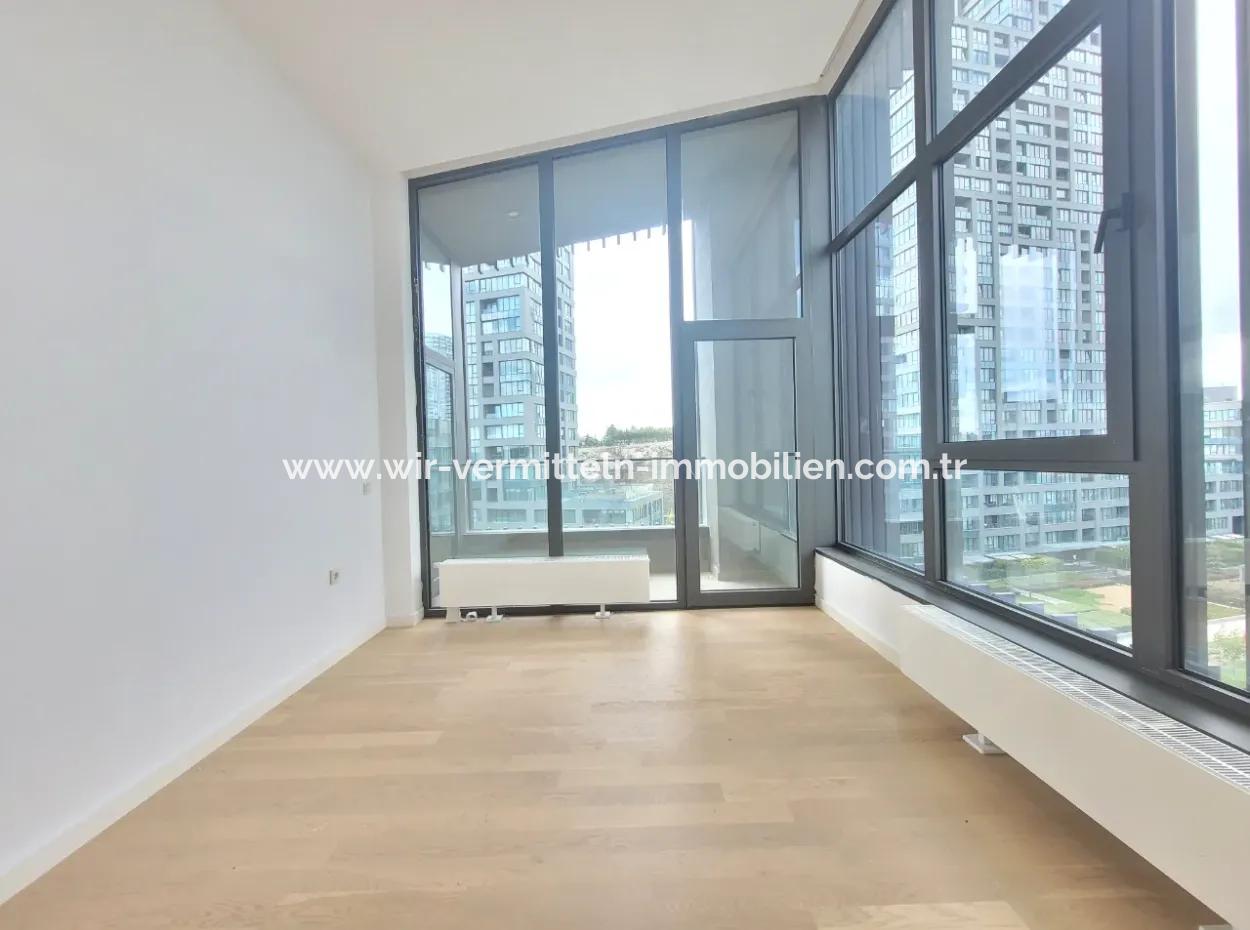 5,5+1  Maisonette-Wohnung Im 5. Stock Mit Blick Auf Die Landschaft Zum Verkauf Im İncek Loft-Komplex