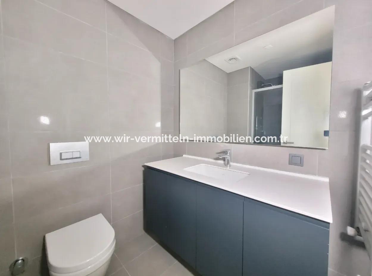 Beytepe İncek Bulvar Loft Zu Vermieten 2+1 68M² 21. Stock Boulevard Fassade Wohnung