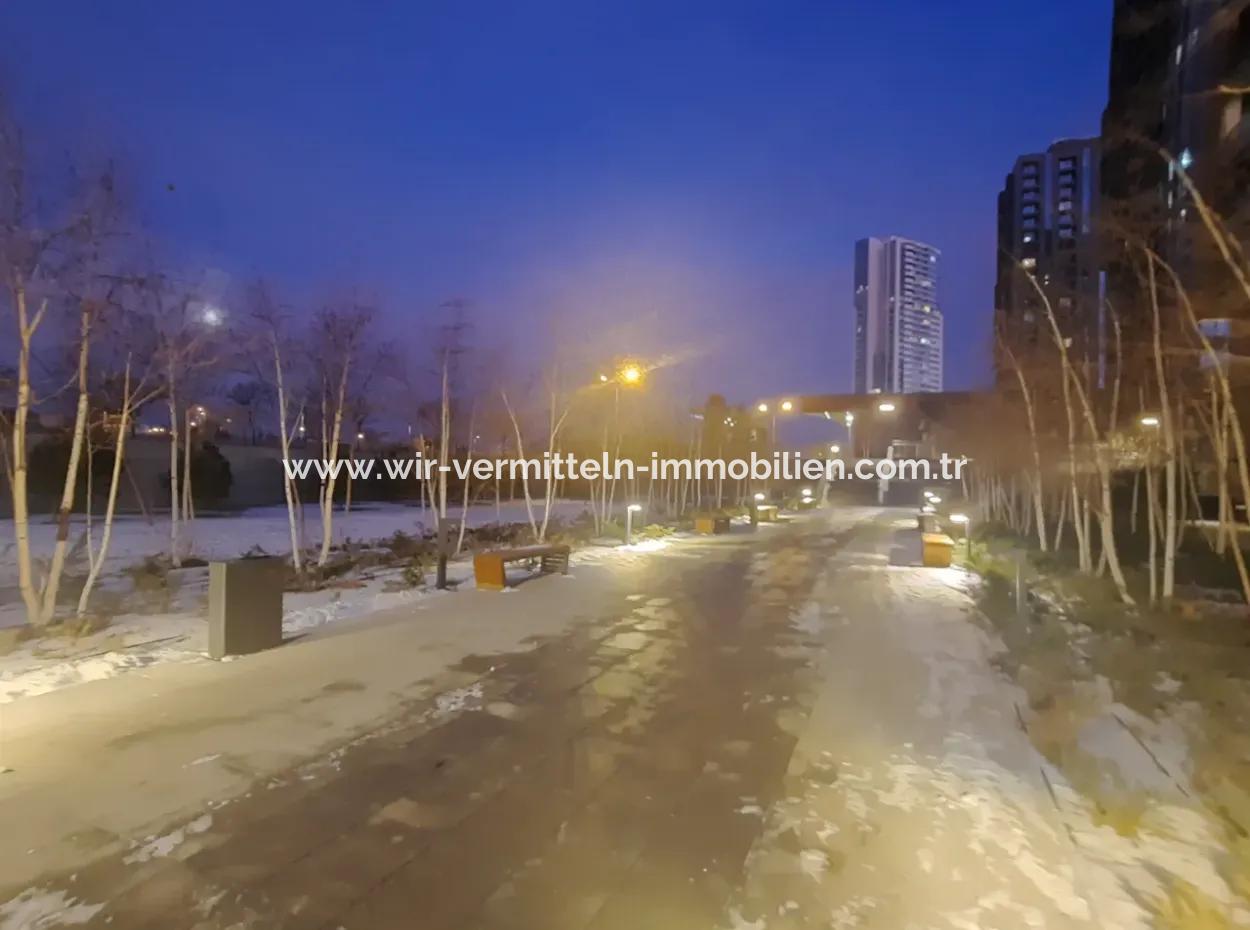 Beytepe İncek Bulvar Loft Zu Vermieten 2+1 68M² 21. Stock Boulevard Fassade Wohnung