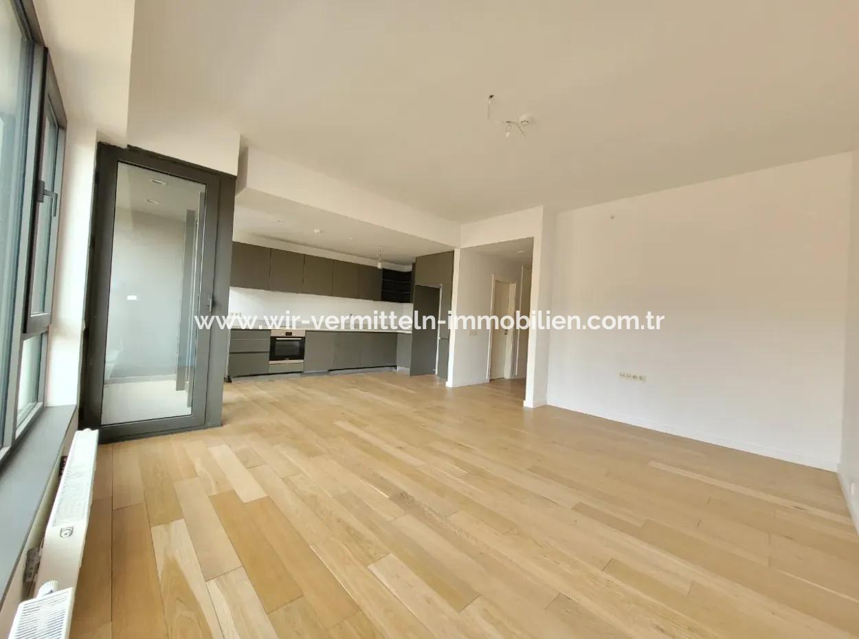 Leerstehendes İncek Loft Zum Verkauf 2+1 Maisonette-Wohnung Mit Stadtblick Im 1. Stock