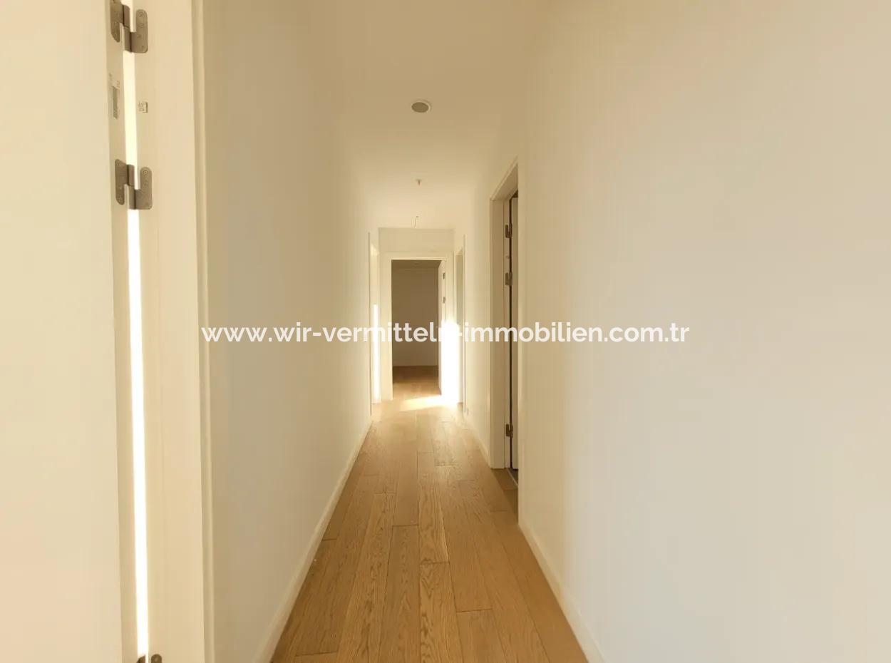 Mieterloses İncek Loft 3 1 Wohnung Im 4. Stock Mit Terrasse Zum Verkauf  In Gölbaşı / Ankara /Türkei