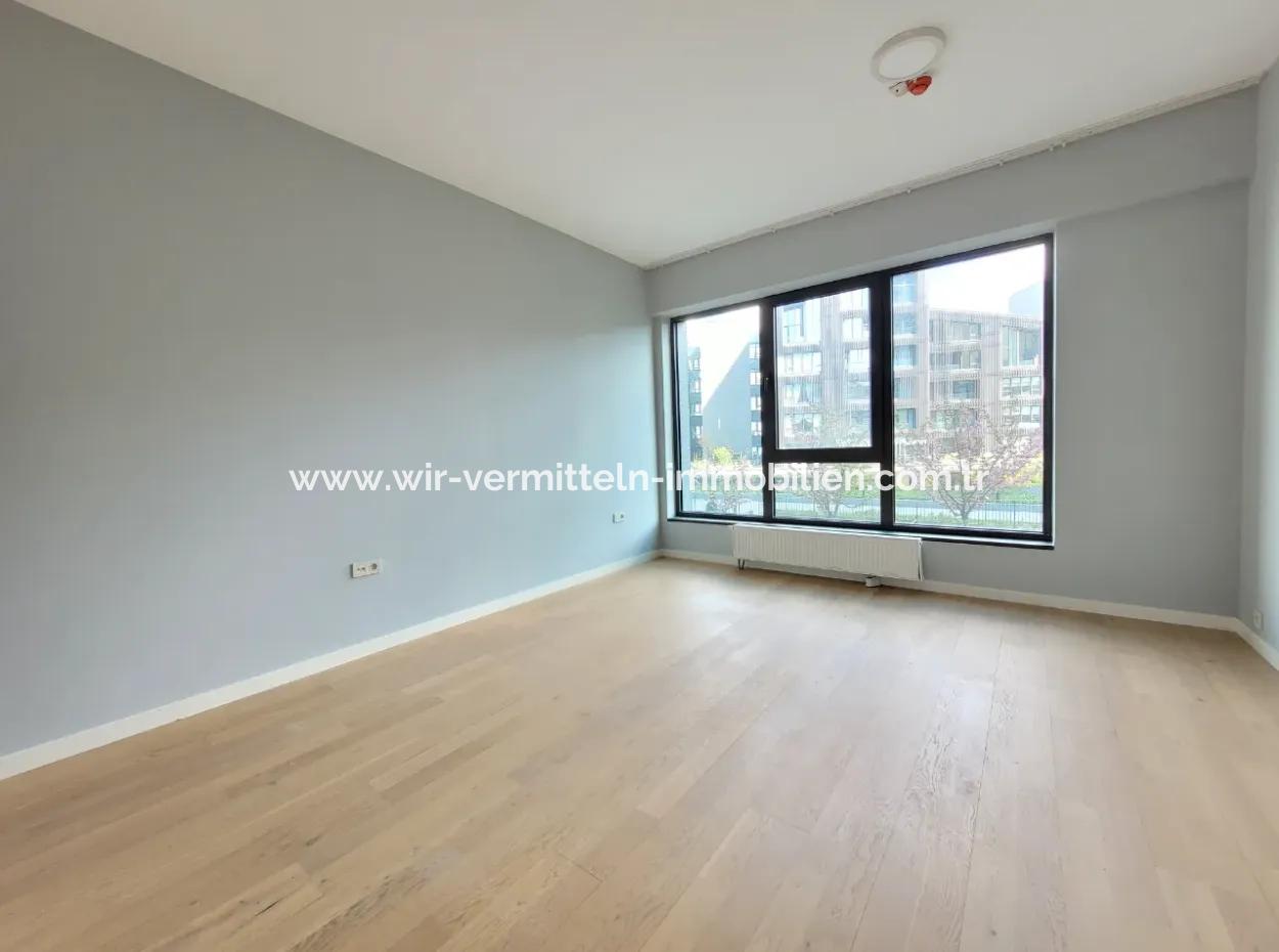 Leere Incek Loft 3+1 Garden Duplex Apartment Mit Landschaftsblick Zum Verkauf  In Gölbaşı - Ankara -Turkey
