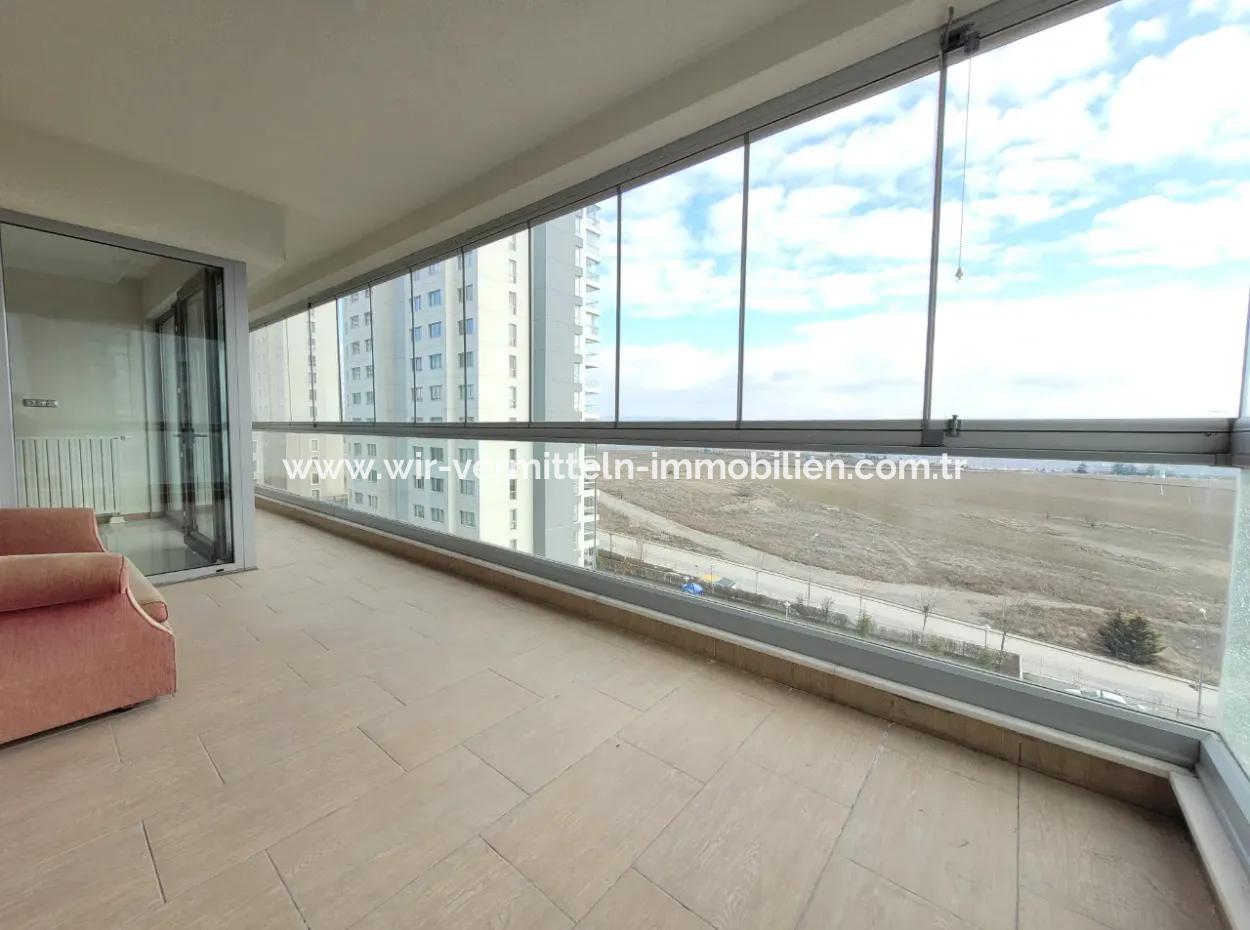 4+1 207 M² Wohnung Mit Seeblick Zum Verkauf Im Vacant İncek Nata