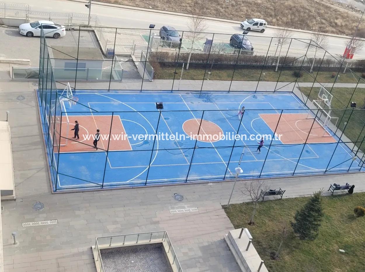 4+1 207 M² Wohnung Mit Seeblick Zum Verkauf Im Vacant İncek Nata