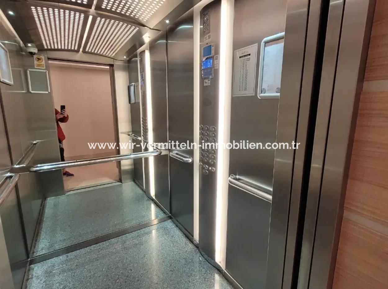 4+1 207 M² Wohnung Mit Seeblick Zum Verkauf Im Vacant İncek Nata