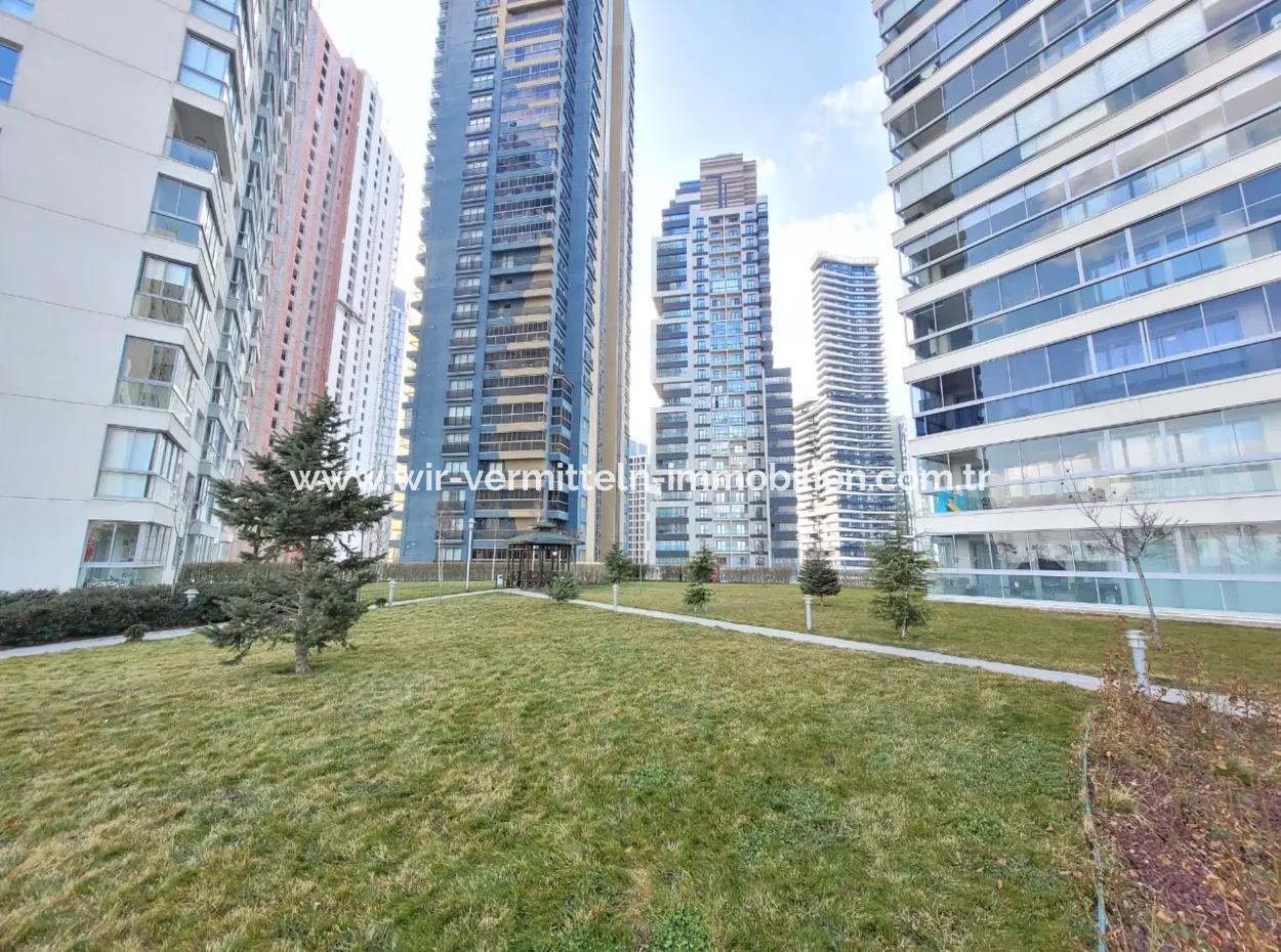 4+1 207 M² Wohnung Mit Seeblick Zum Verkauf Im Vacant İncek Nata