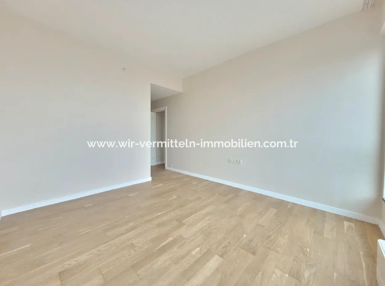 İncek Loft Zum Verkauf 2 1 85 M² Wohnung Mit Fassade Im 22. Stock