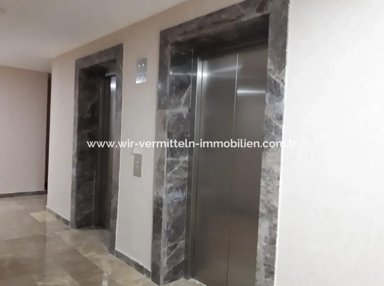 Leere, Luxuriöse Möblierte İncek Prestige 1+1 62 M² Wohnung Im 15. Stock Zum Verkauf