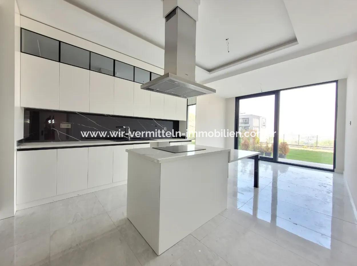 Ankara Çayyolu Alacaatli Gartenboden Zu Verkaufen 4+1