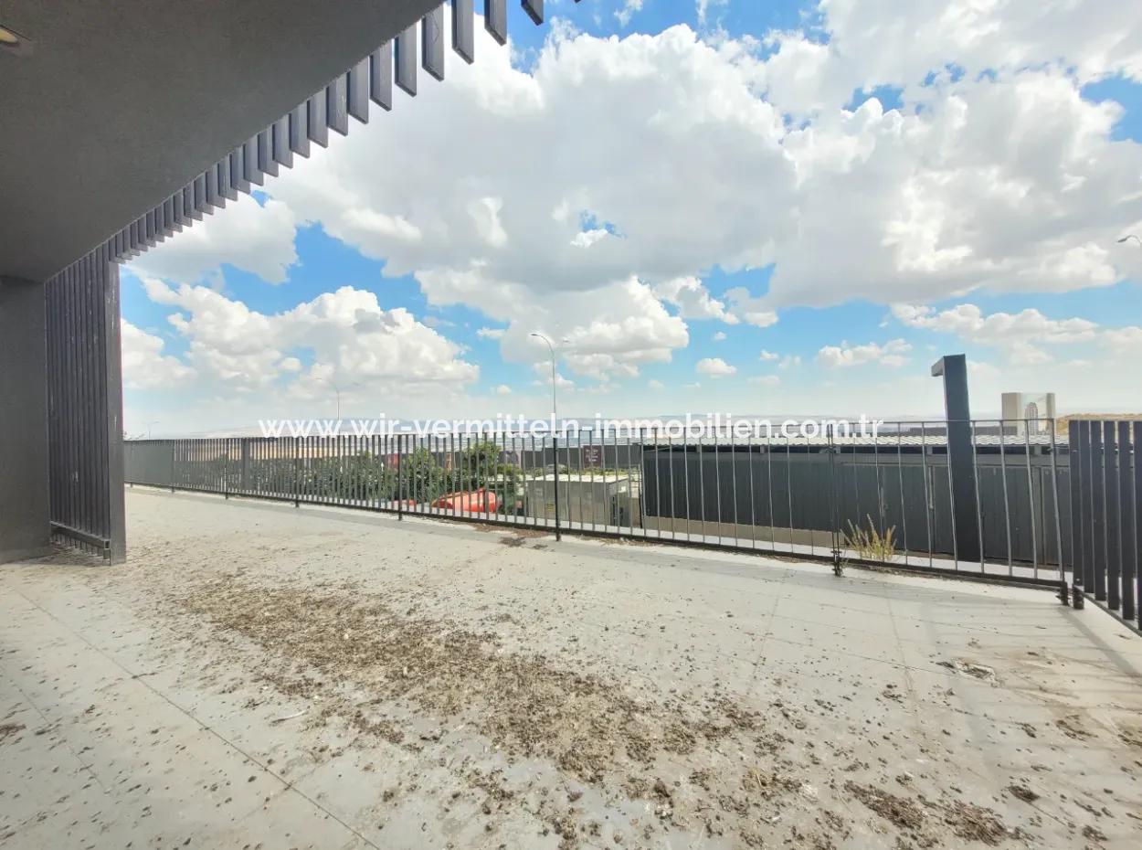 Leeres İncek Loft Zum Verkauf Terrasse 4+1 Blick Auf Mogan 146 M² Wohnung Im 1. Stock