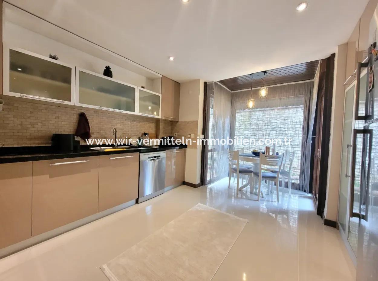 340 M² Panoramablick Vollständig Freistehende Doppelhaus Zum Verkauf