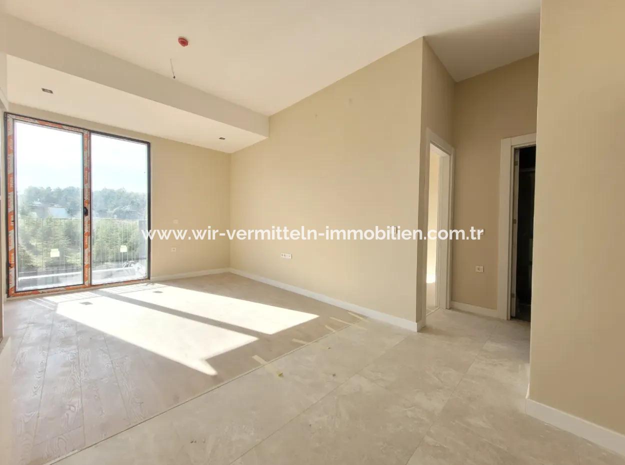 1+1 Wohnung Zum Verkauf Geeignet Für Null-Kredit, Geeignet Für Kirschhaus, Metu In Der Nähe Von Arbeiterblöcken, Stadtteil Çankaya Ankara