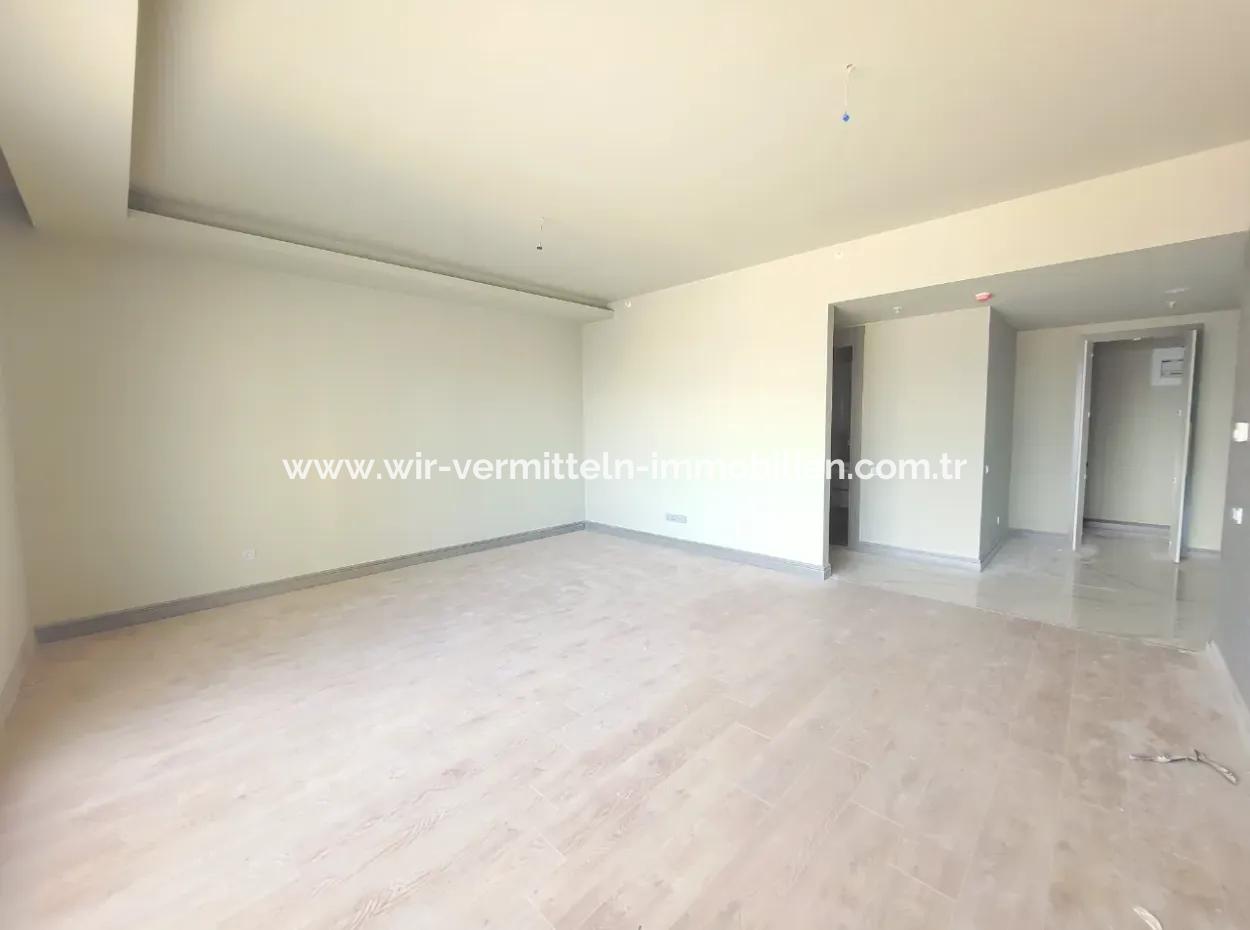 Zero City  Kent İncek Zum Verkauf 3+1.124 M² 3. Stock Wohnung Hacılar Nachbarschaft Gölbaşı Ankara