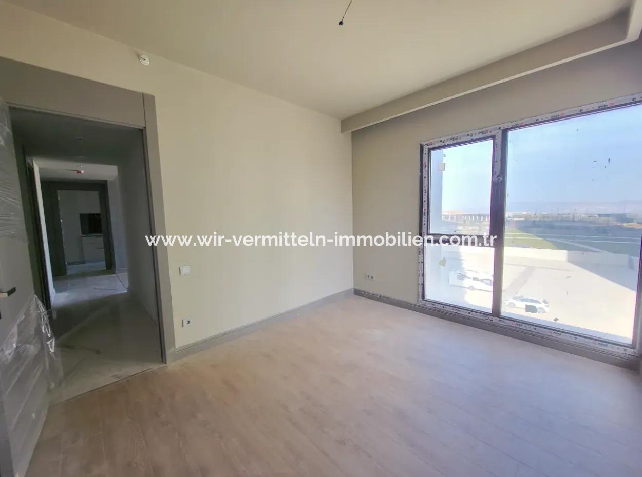 Zero City  Kent İncek Zum Verkauf 3+1.124 M² 3. Stock Wohnung Hacılar Nachbarschaft Gölbaşı Ankara