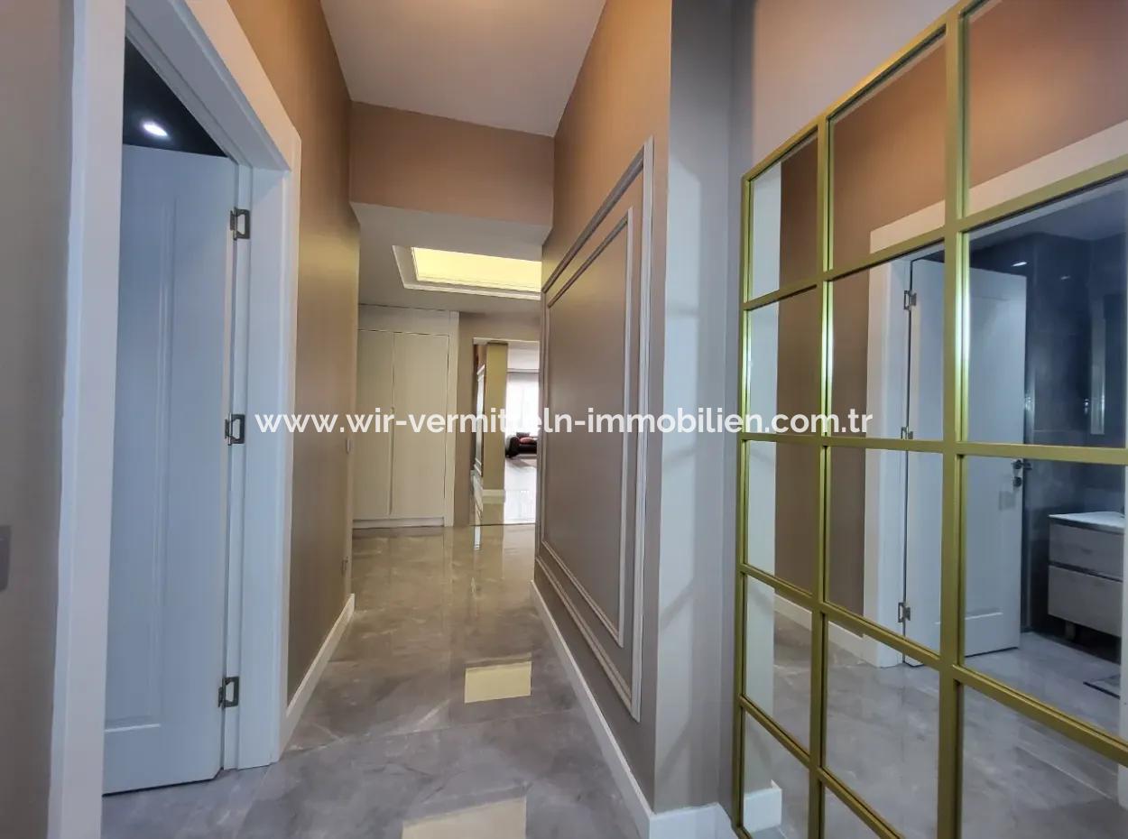 Taşpinar Mah. Faras Panora Luxuriös Gebaute Wohnung Zum Verkauf 4,5+1 Wohnung Im 7. Stock Gölbaşi Ankara