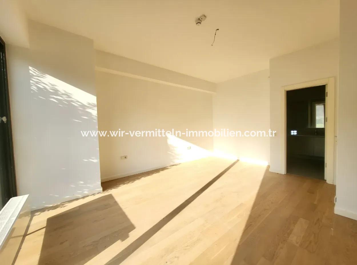 İncek Loft Geeignet Zum Verkauf 2,5+1 Erdgeschoss-Wohnung Mit Landschaftsansicht 2 Gärten