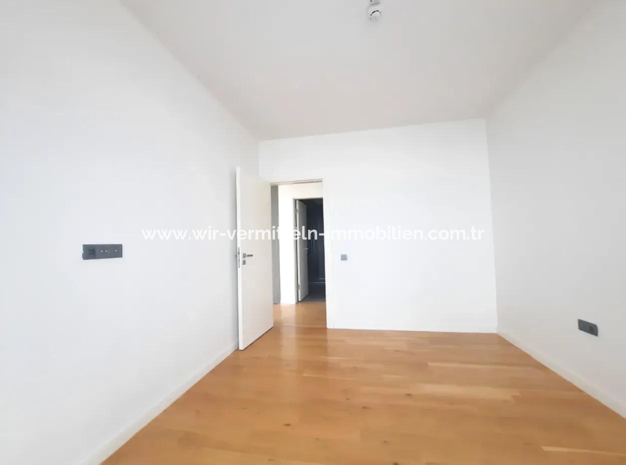 Traumhafte 5,5+1 Maisonette- Wohnung Mit Luxusausstattung In Gölbaşı / Ankara /Türkei