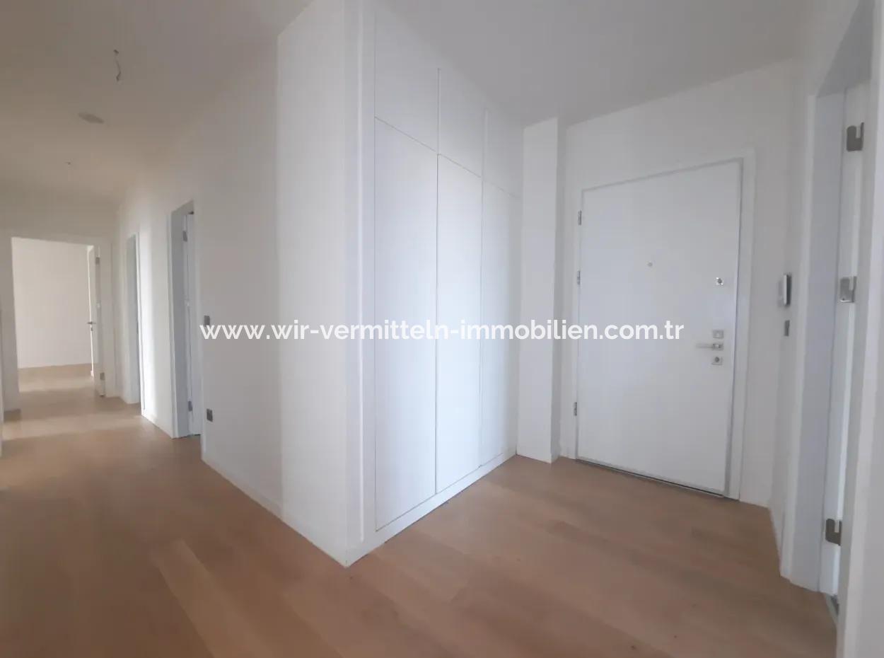 3+1 130 M² Wohnung Im 23. Stock Mit Blick Auf Den Boulevard Zum Verkauf Im Loft-Komplex Beytepe İncek Bulvar