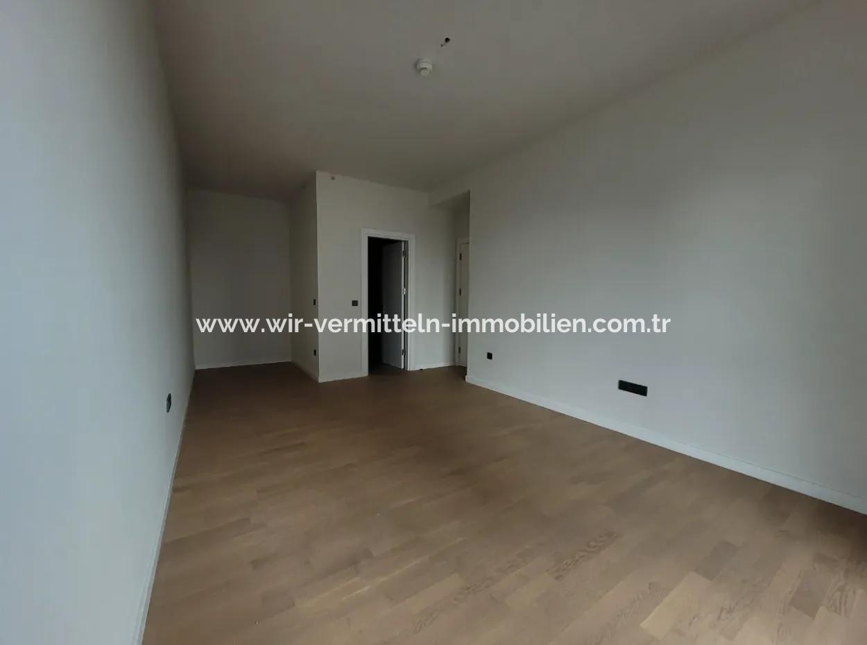 3+1 110 M² Wohnung Im 21. Stock Mit Blick Auf Den Boulevard Zum Verkauf Im Loft-Komplex Beytepe İncek Bulvar