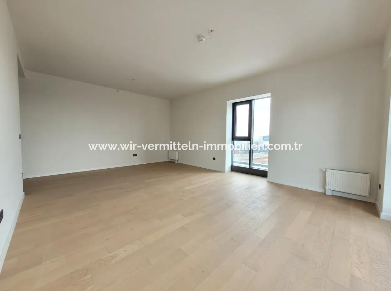 3+1 110 M² Wohnung Im 16. Stock Mit Blick Auf Den Boulevard Zum Verkauf Im Loft-Komplex Beytepe İncek Bulvar