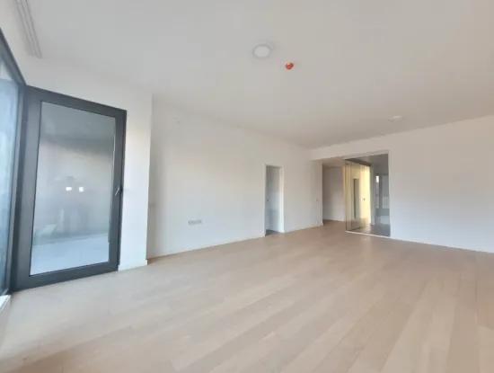 2,5+1 Mieterlose Wohnung Mit Blick Auf Die Landschaft Zum Verkauf Im İncek Loft-Komplex