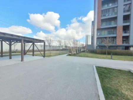 Beytepe İncek Bulvar Loft Zu Vermieten 2+1 68M² 21. Stock Boulevard Fassade Wohnung