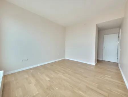 İncek Loft Zum Verkauf 2 1 85 M² Wohnung Mit Fassade Im 22. Stock