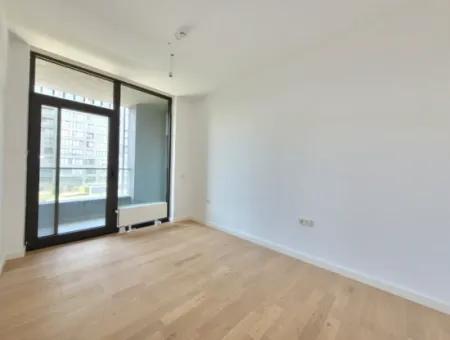 İncek Loft Zum Verkauf 3.5+1 140 M² Wohnung Mit Landschaftsfassade Im 3. Stock