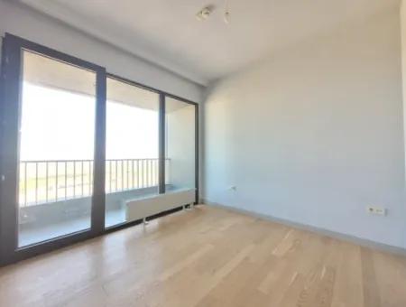 Leerstehendes İncek Loft Zum Verkauf 1+1 Wohnung Im 2. Stock Mit Seeblick