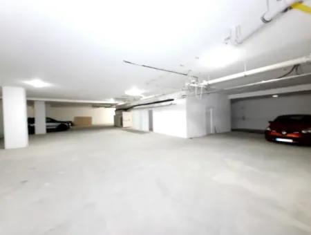 Möblierte 1+1 Residenzwohnung Zu Vermieten In Atakule In Der Nähe Von Güzeltepe Çankaya Ankara