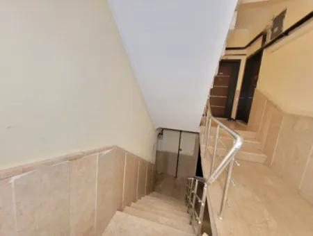 Leeres Etimesgut Alsancak Nachbarschaft Zum Verkauf 2+1 Reverse Duplex