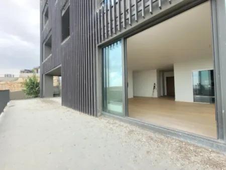 Leeres İncek Loft Zum Verkauf Terrasse 4+1 Blick Auf Mogan 146 M² Wohnung Im 1. Stock