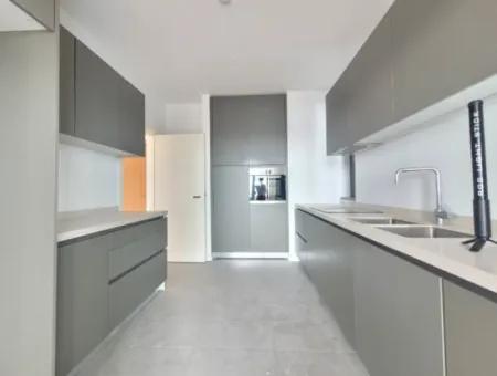 Leeres İncek Loft Zum Verkauf Terrasse 4+1 Blick Auf Mogan 146 M² Wohnung Im 1. Stock