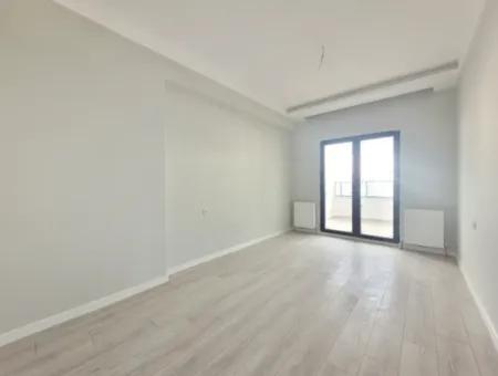 Geeignet Für Staatsbürger. Luxuriöse 200 M² Große Wohnung Im Mittleren Stockwerk Mit Parkblick Im Viertel Bahçelievler, Gölbaşı, Ankara Zu Verkaufen.