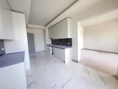 Zero City  Kent İncek Zum Verkauf 3+1.124 M² 3. Stock Wohnung Hacılar Nachbarschaft Gölbaşı Ankara