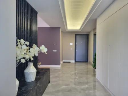 Taşpinar Mah. Faras Panora Luxuriös Gebaute Wohnung Zum Verkauf 4,5+1 Wohnung Im 7. Stock Gölbaşi Ankara
