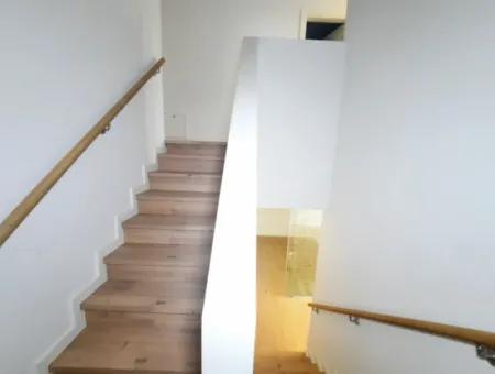 Incek Loft 3+1 Garden Duplex Apartment Mit Stadtblick Zum Verkauf