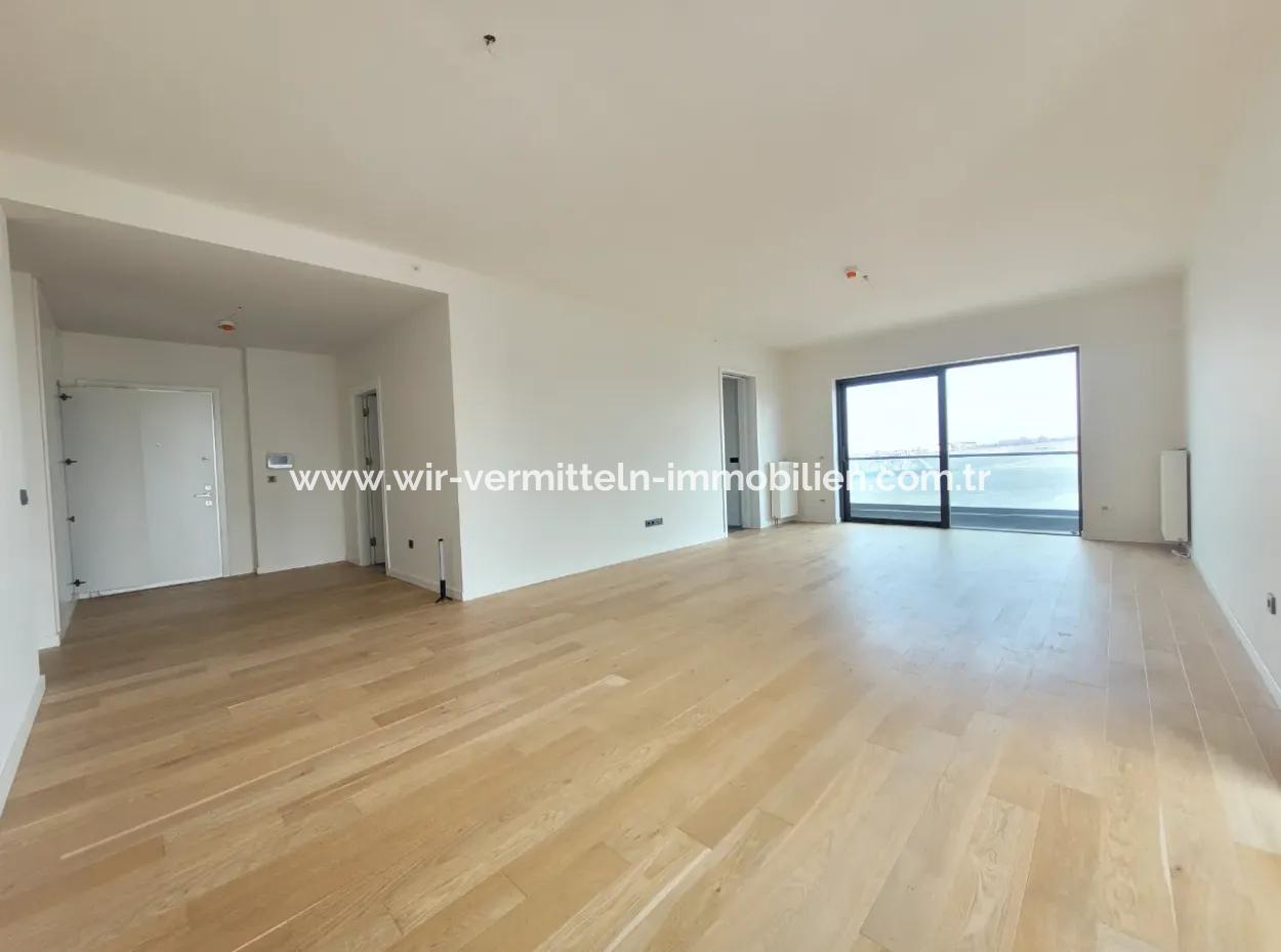 4+1 20 Th Floor Tenantless Apartment For Sale In Beytepe İncek Bulvar Loft Complex