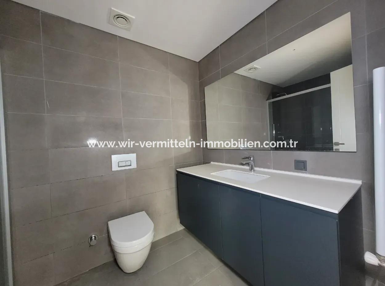 4+1 20 Th Floor Tenantless Apartment For Sale In Beytepe İncek Bulvar Loft Complex