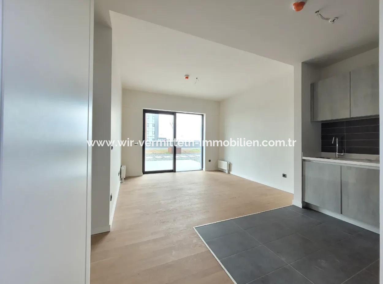 1+1 46 M² 17Nd Floor Mogan Lake View Apartment For Sale In Beytepe İncek Bulvar Loft Complex