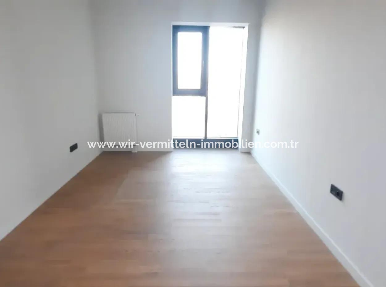 2+1 68 M² 6Th Floor Apartment For Sale In Beytepe İncek Bulvar Loft Complex