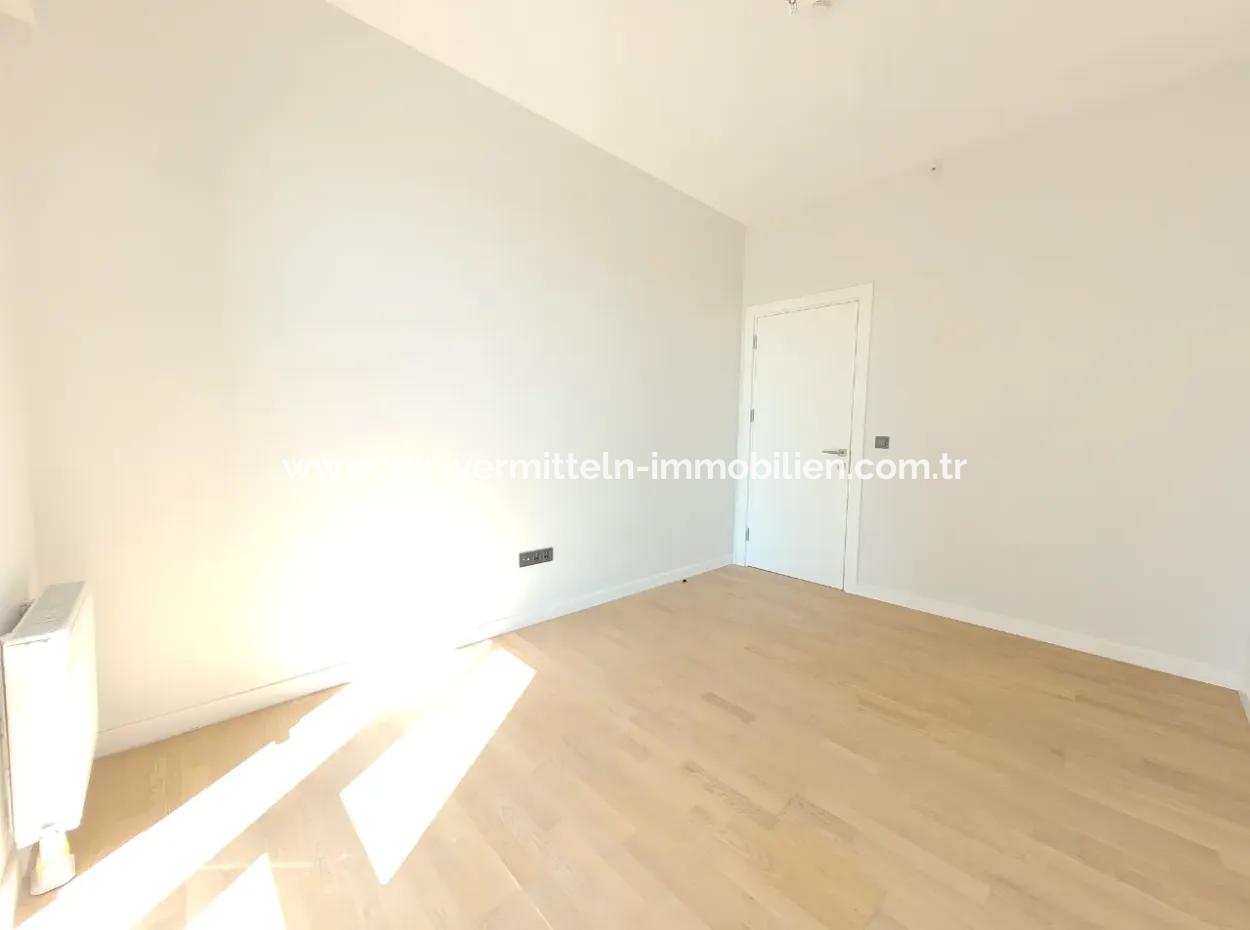 3+1 110M² 8Th Floor Boulevard View Apartment For Sale In Beytepe İncek Bulvar Loft Complex