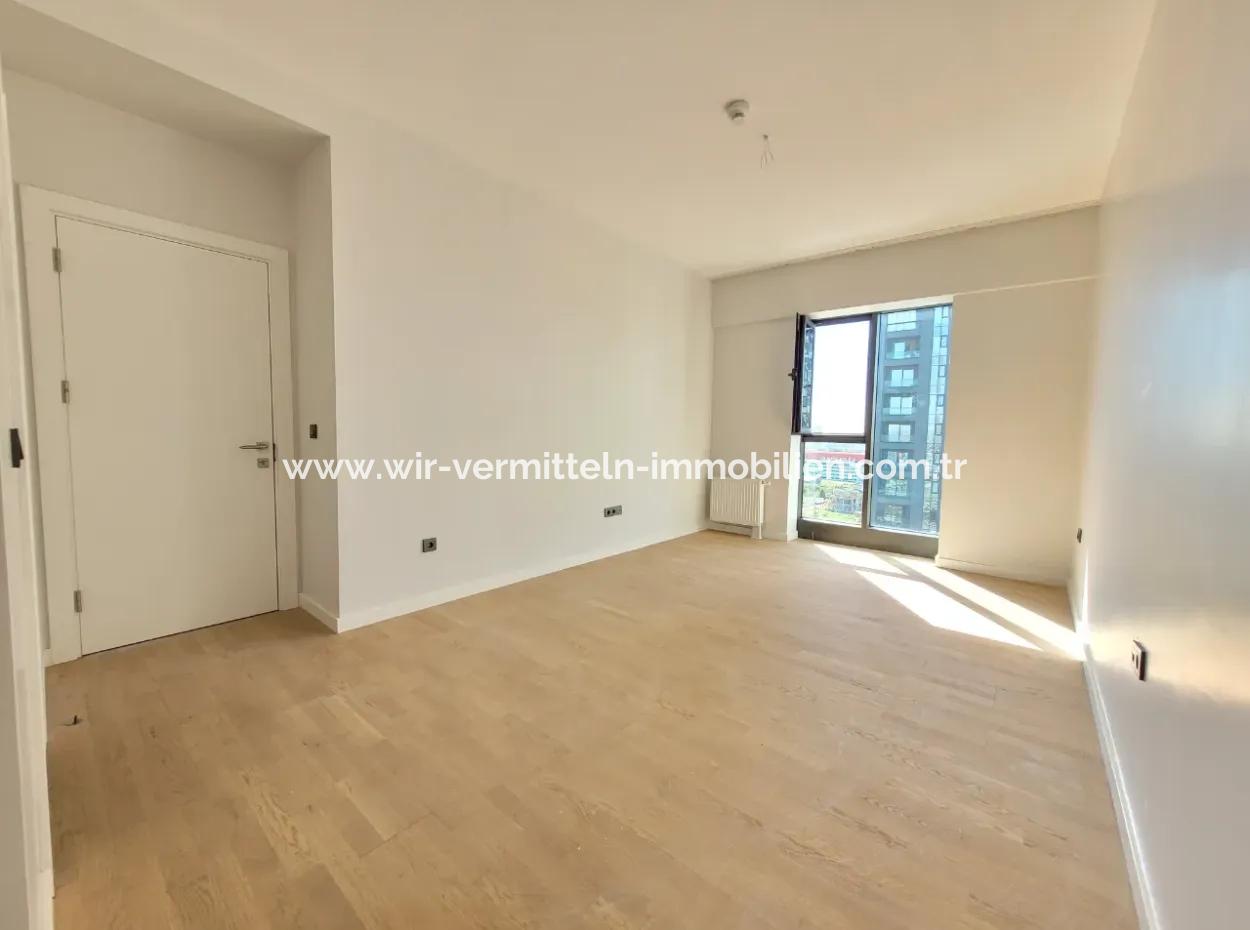 3+1 110M² 8Th Floor Boulevard View Apartment For Sale In Beytepe İncek Bulvar Loft Complex