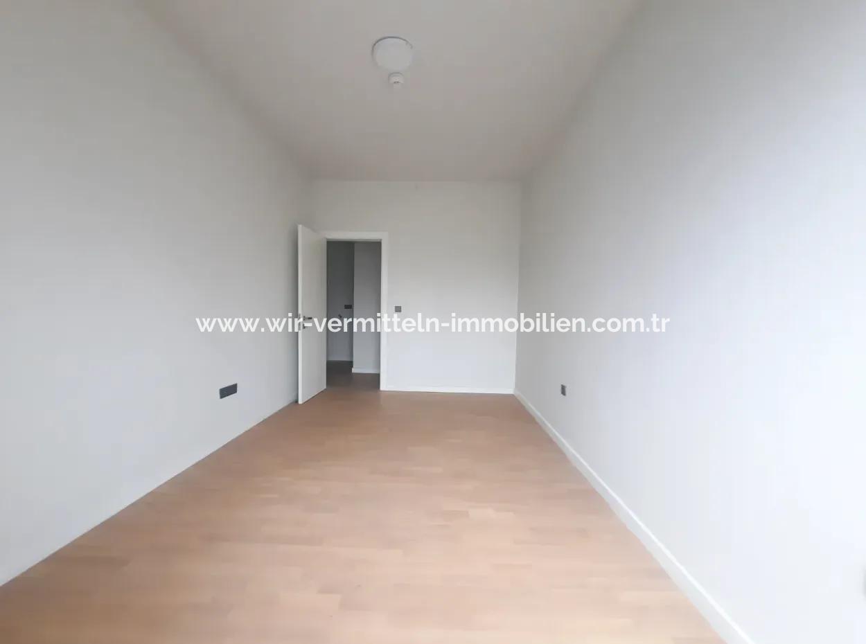 110 M2 2+1 Villa For Sale In Beytepe İncek Bulvar Loft Site Garden Floor Tenantless Apartment