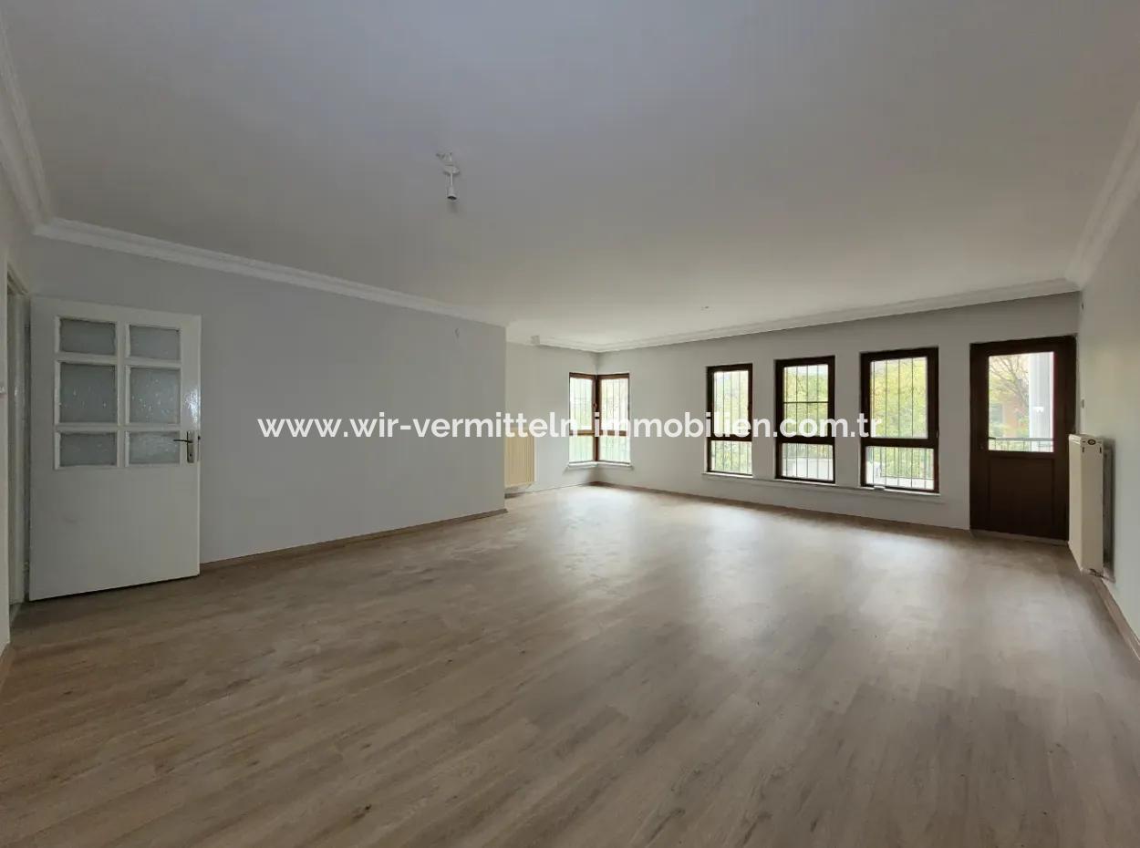 150 M² 4+1 Apartment For Sale In The Center Of Umitkoy