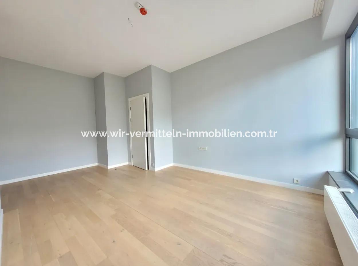 Empty İncek Loft 3+1 Garden Duplex Landscape View Apartment For Sale In Gölbaşı - Ankara -Turkey