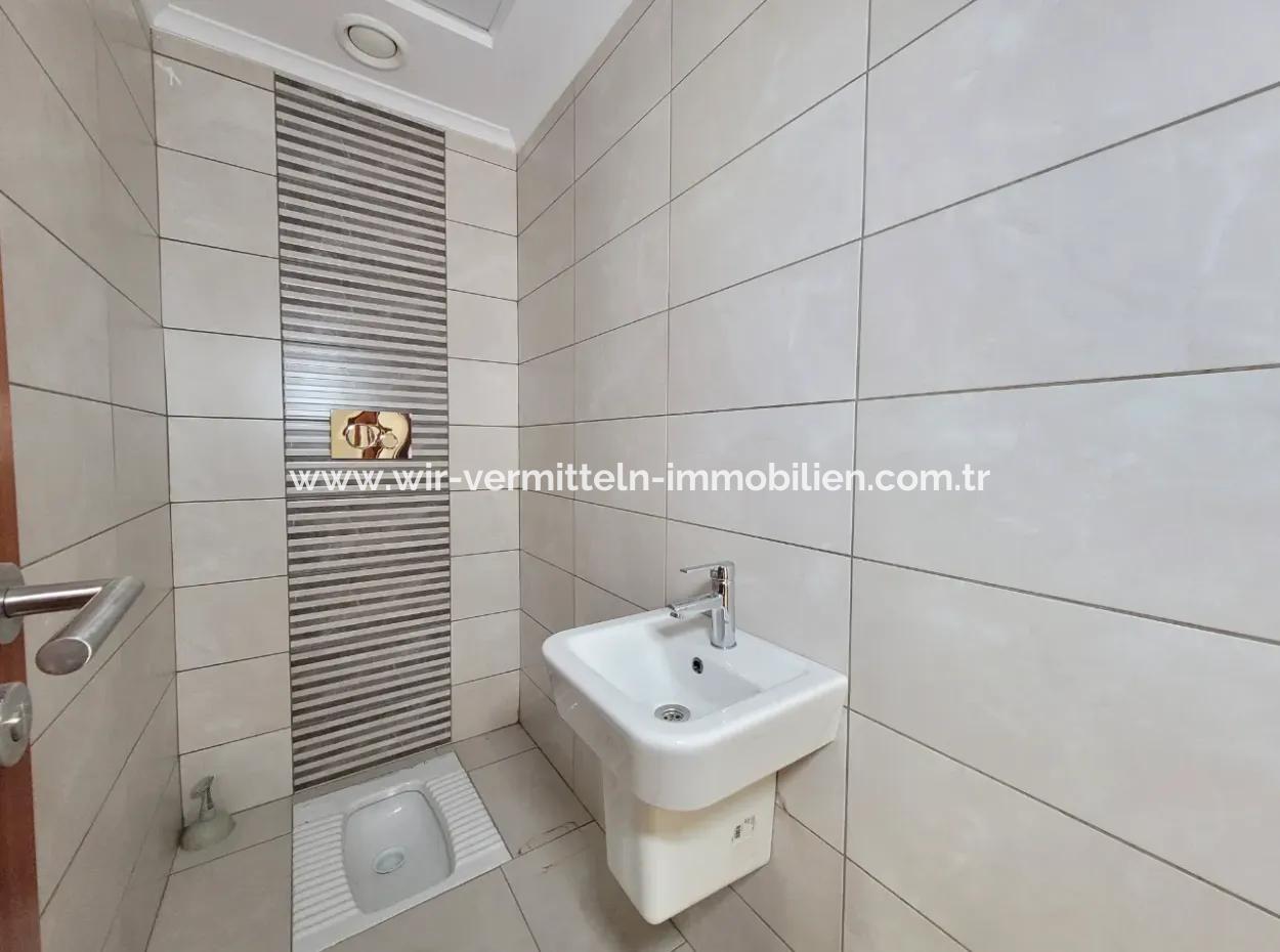 4+1 207 M² Lake View Apartment For Sale In Vacant İncek Nata